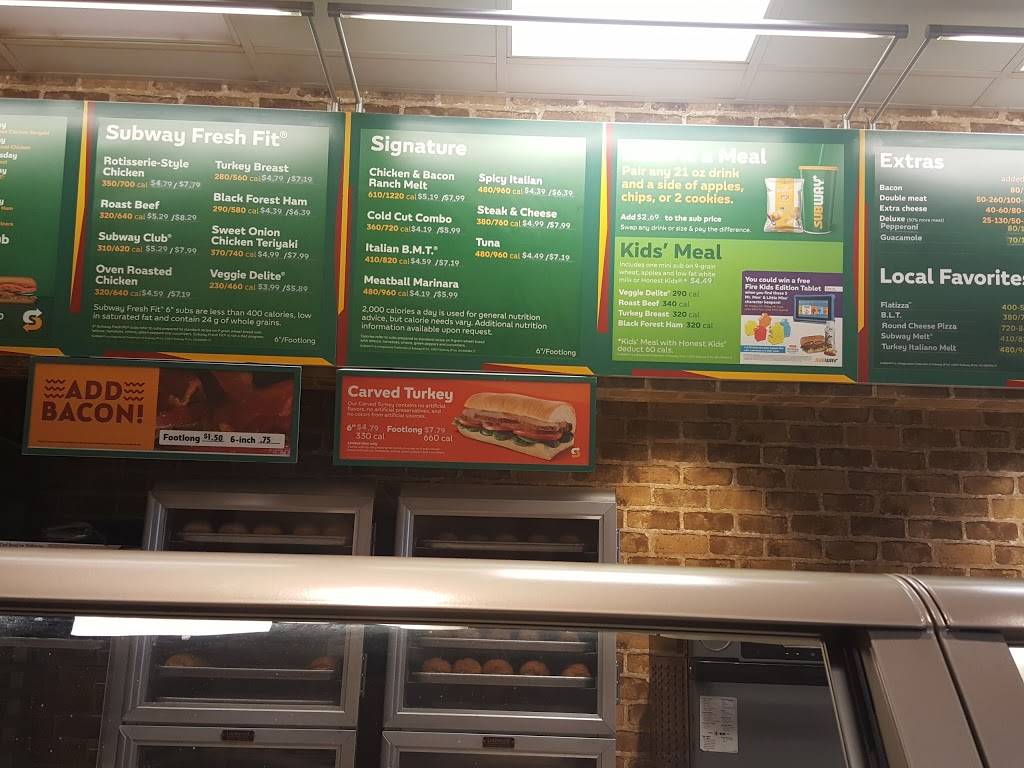 Subway | restaurant | 380 W Western Ave, Muskegon, MI 49440, USA | 2317476845 OR +1 231-747-6845