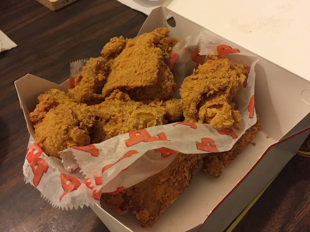 Popeyes Louisiana Kitchen | restaurant | 32-78 48th St, Astoria, NY 11103, USA | 7186066034 OR +1 718-606-6034