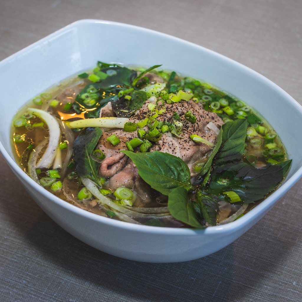 Pho Vo | restaurant | 2026 Williston Rd, South Burlington, VT 05403, USA | 8024972184 OR +1 802-497-2184