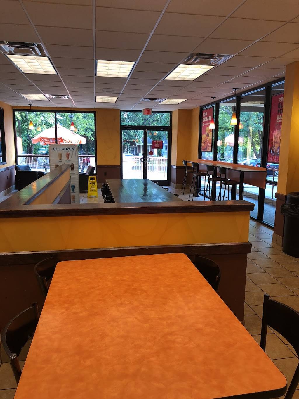 Dunkin | bakery | 1540 Union Ave, Memphis, TN 38104, USA | 9012720172 OR +1 901-272-0172
