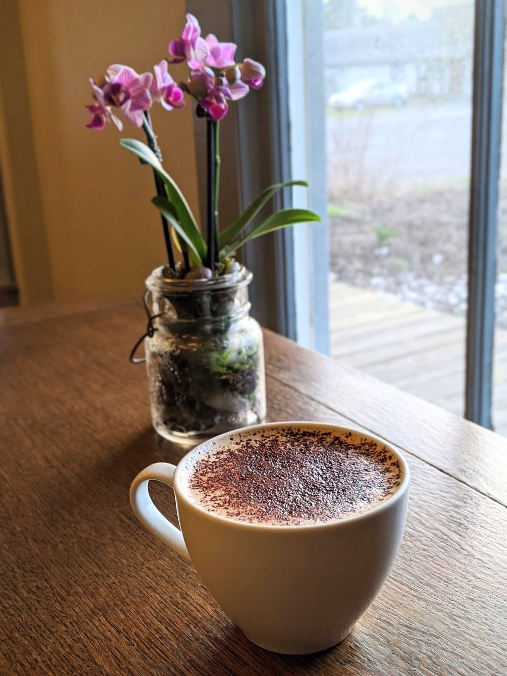 Adelaides Coffee House & Yarn Shop | cafe | 1401 Bay Ave, Ocean Park, WA 98640, USA | 3606656050 OR +1 360-665-6050