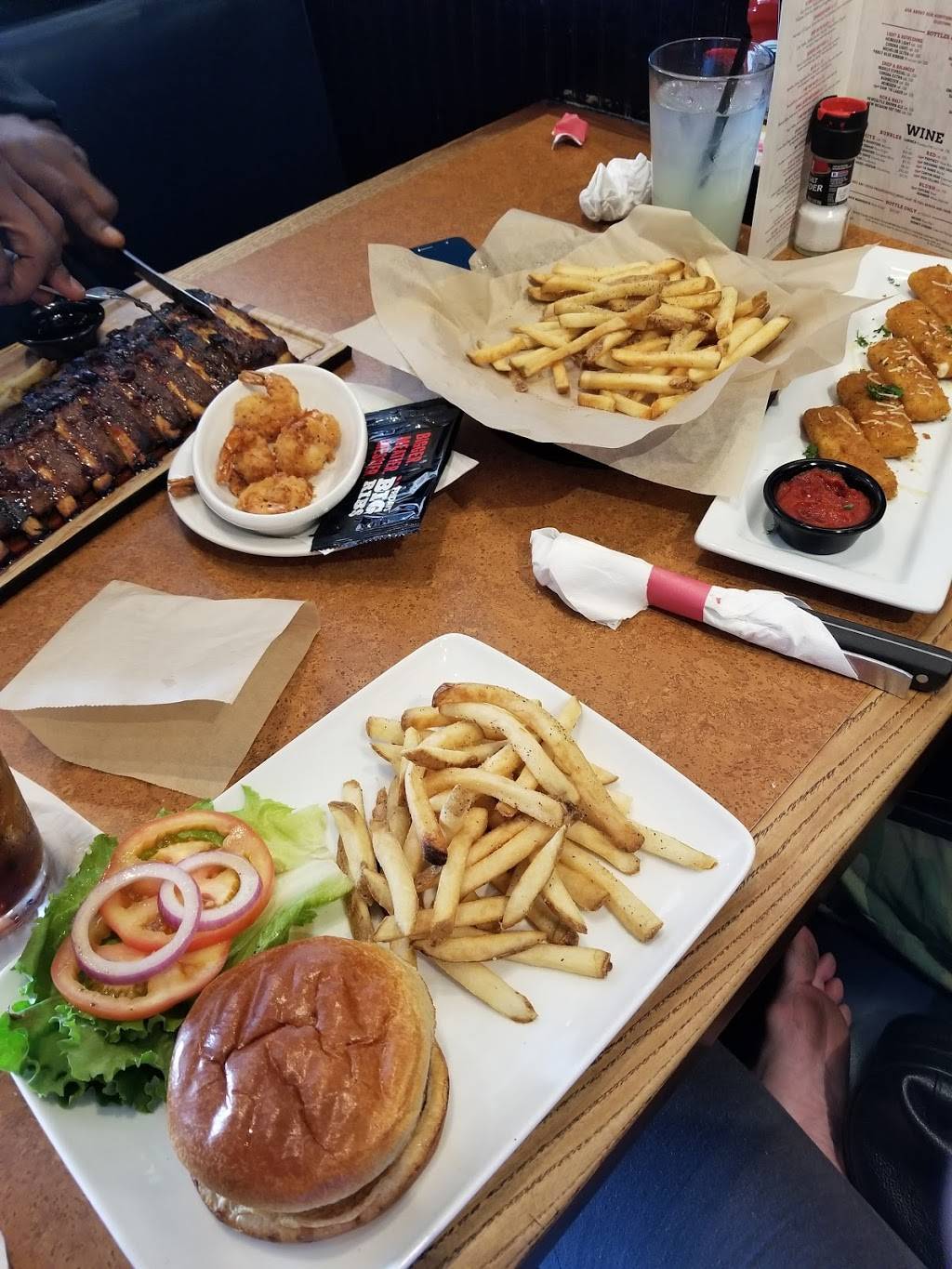 TGI Fridays | restaurant | 1240 E Ireland Rd, South Bend, IN 46614, USA | 5742919070 OR +1 574-291-9070