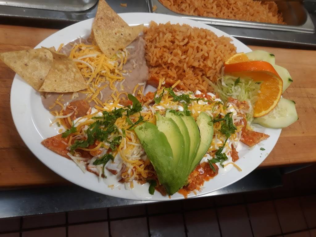Armandos Mexican Food | restaurant | 26150 Iris Ave #9, Moreno Valley, CA 92555, USA | 9512420577 OR +1 951-242-0577