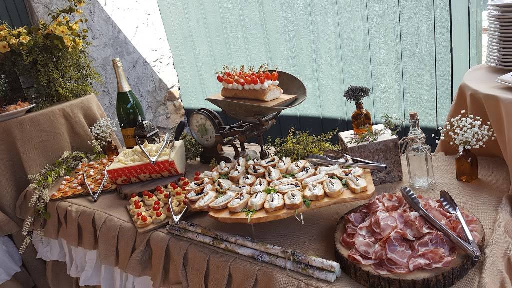 La Stalla | restaurant | 18 Swamp Rd, Newtown, PA 18940, USA | 2155798301 OR +1 215-579-8301