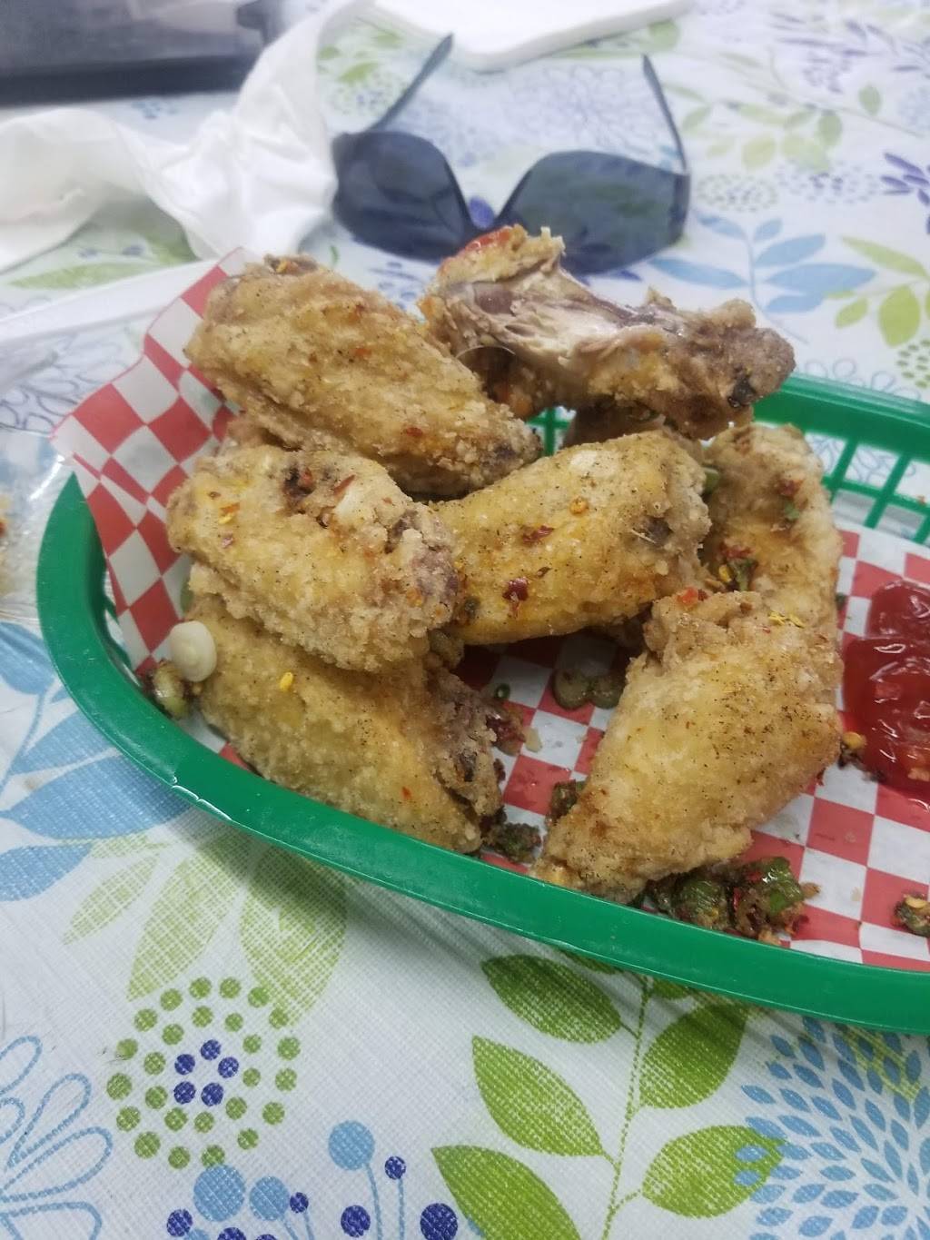 Angels Seafood | restaurant | 6199 Griggs Rd suite a, Houston, TX 77023, USA | 8323157970 OR +1 832-315-7970