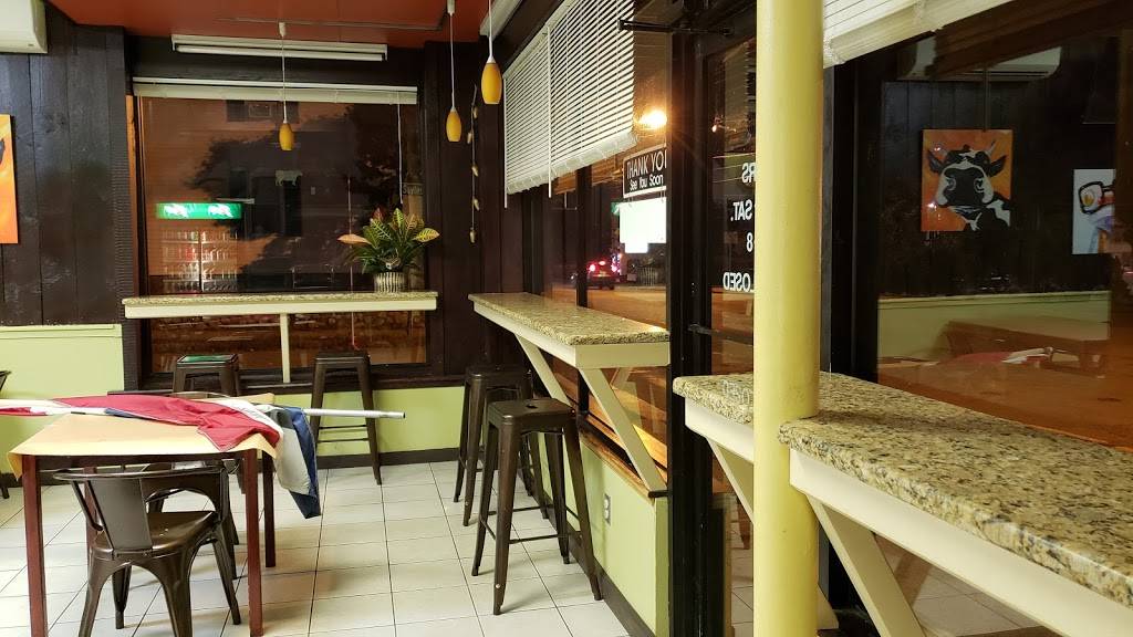 Burger Grille | restaurant | 316 N Main St, Uxbridge, MA 01569, USA | 5083729090 OR +1 508-372-9090