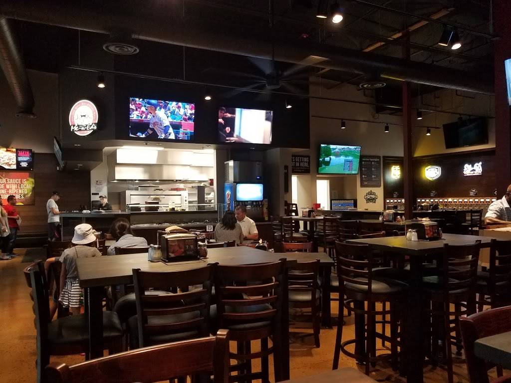 Me-n-Eds Pizza | restaurant | 3300 Buena Vista Rd c3, Bakersfield, CA 93311, USA | 6616647253 OR +1 661-664-7253