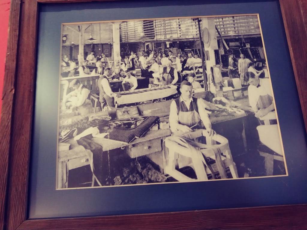 Potbelly Sandwich Shop | restaurant | 756 E 111th St, Chicago, IL 60628, USA | 7733443346 OR +1 773-344-3346