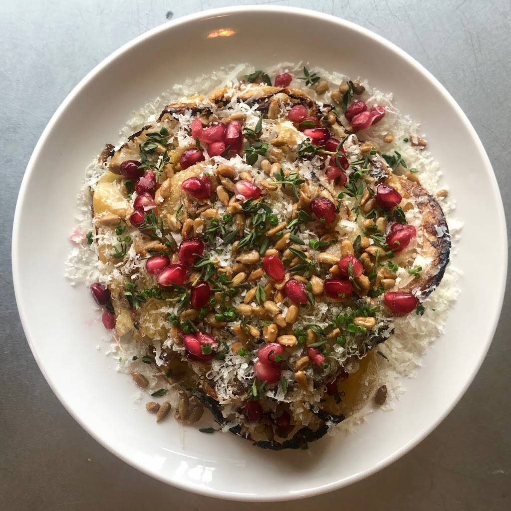 Benelux | restaurant | 25 Bogart St, Brooklyn, NY 11206, USA | 7183663262 OR +1 718-366-3262