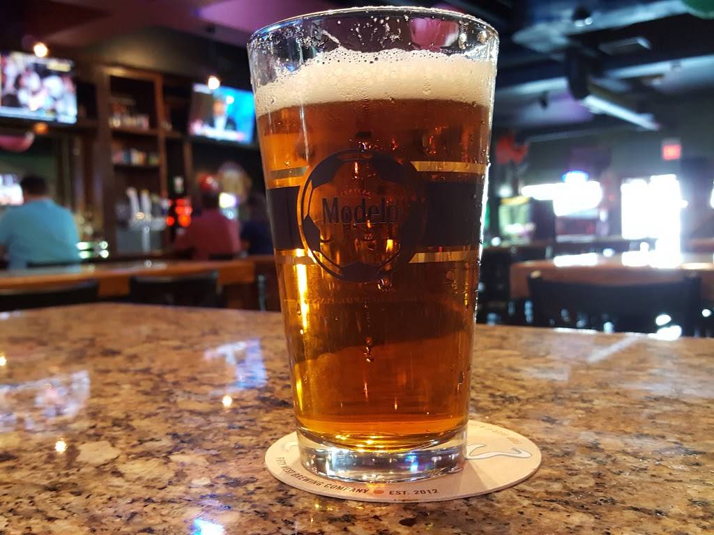 MVP Sports Bar and Grille | restaurant | 6923 Plainfield Rd, Cincinnati, OH 45236, USA | 5137941400 OR +1 513-794-1400