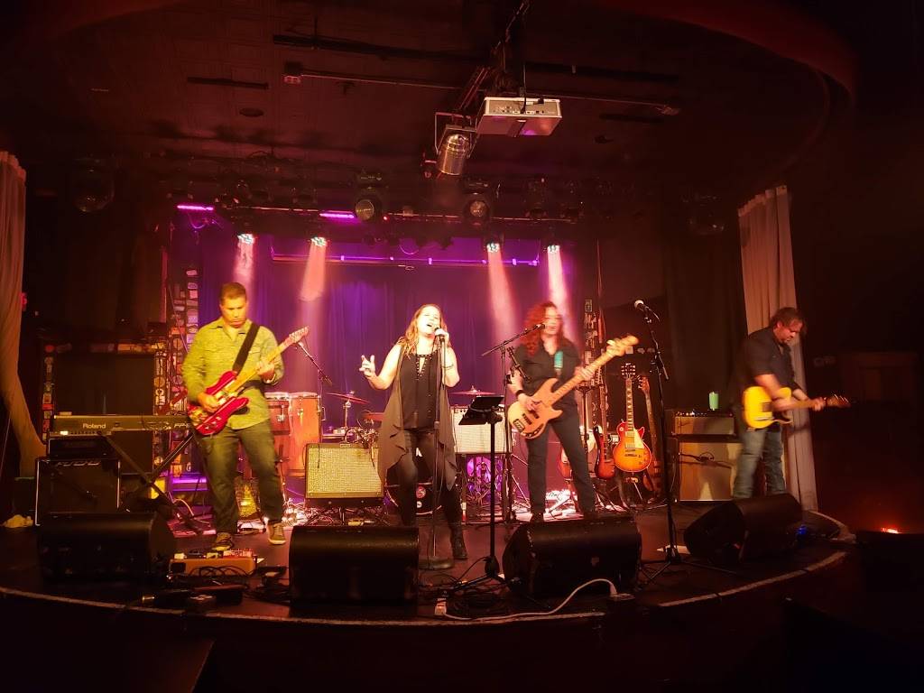 Smiths Olde Bar | restaurant | 1578 Piedmont Ave NE, Atlanta, GA 30324, USA | 4048751522 OR +1 404-875-1522