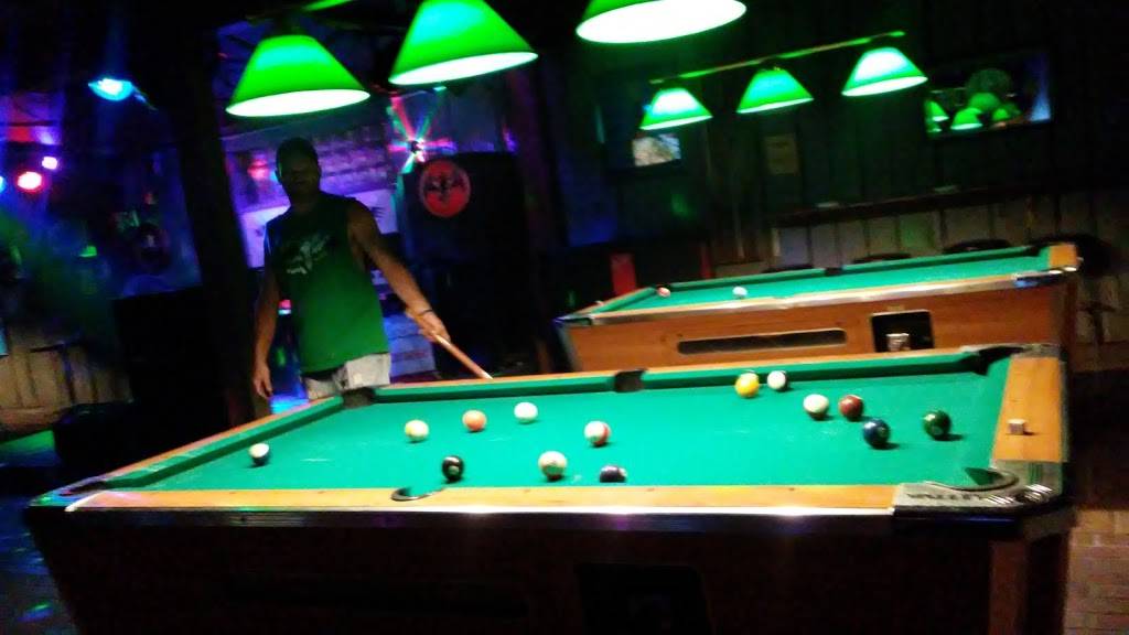 Iron Horse LLC | restaurant | 203 N Mc Creary St, Fort Branch, IN 47648, USA | 8127539918 OR +1 812-753-9918