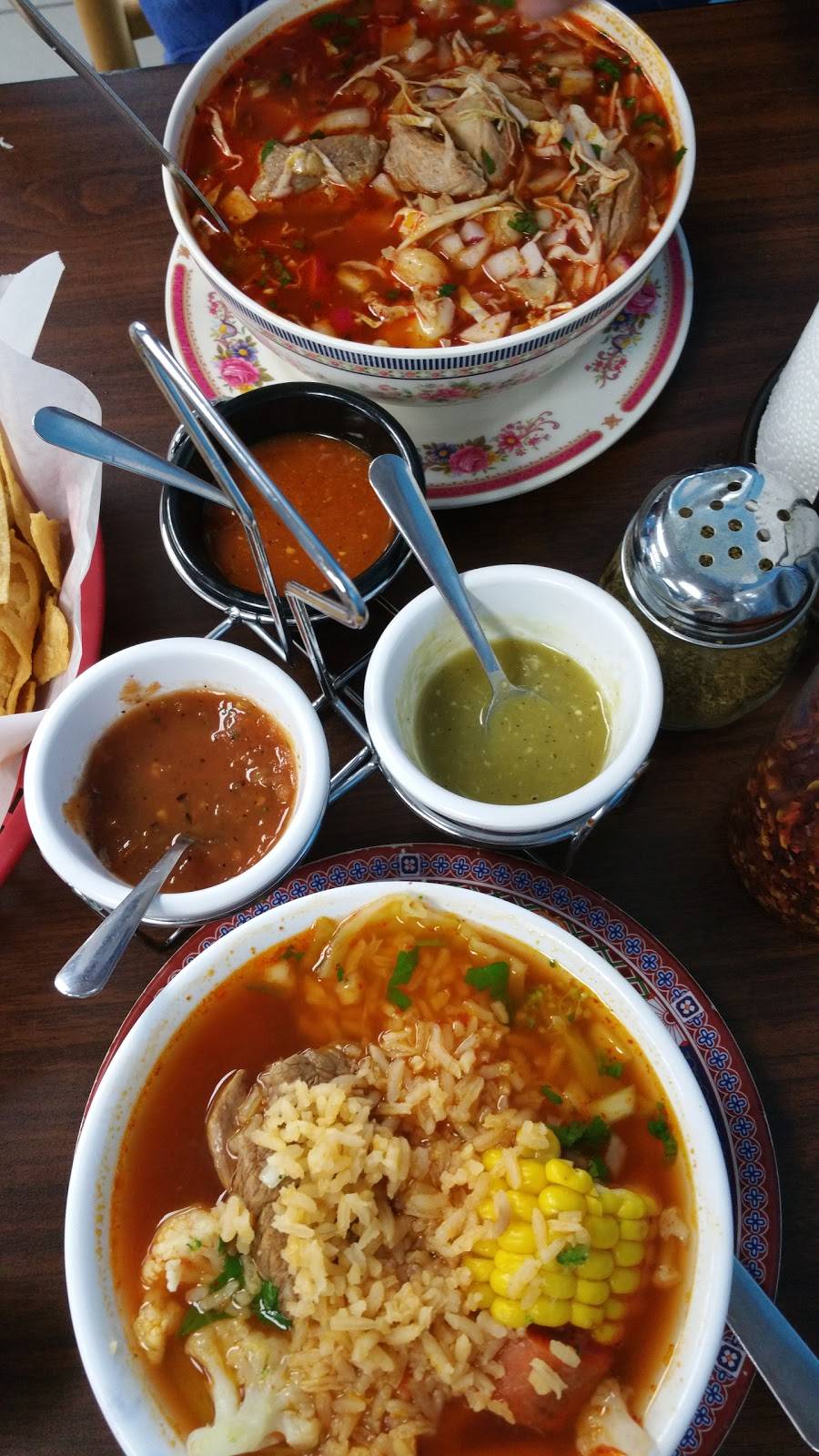 Taqueria El Rey | restaurant | 116 S 27th St, Lincoln, NE 68510, USA | 4027425367 OR +1 402-742-5367