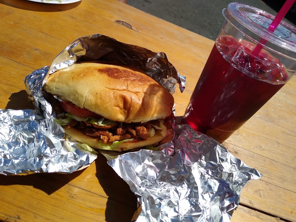 Taqueria El Huarachazo | restaurant | 501 W Nob Hill Blvd, Yakima, WA 98902, USA | 5099016362 OR +1 509-901-6362