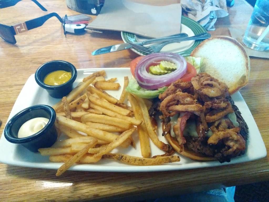 Applebees Grill + Bar | restaurant | 9225 Vista Way, Garfield Heights, OH 44125, USA | 2166634830 OR +1 216-663-4830