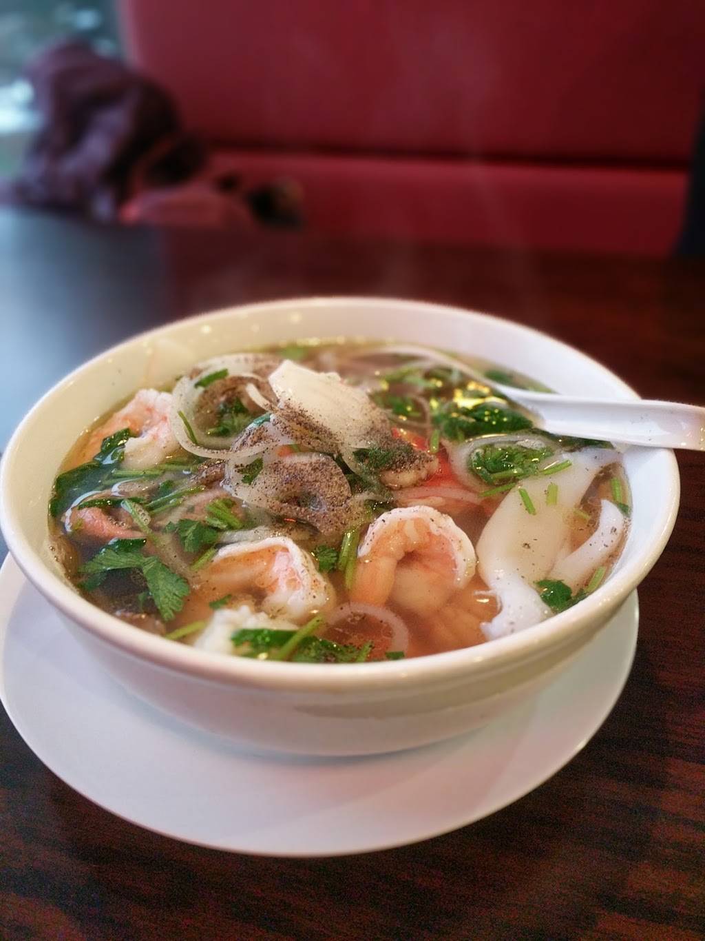 Phở All Seasons | restaurant | 1311 E Euclid Ave, Des Moines, IA 50316, USA | 5153301840 OR +1 515-330-1840