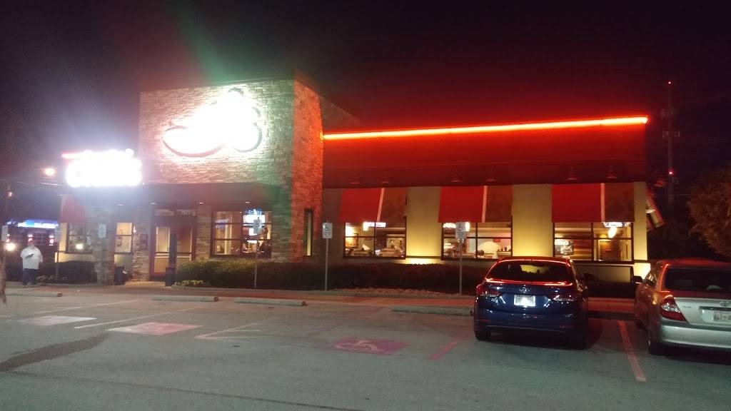 Chilis Grill & Bar | restaurant | 1921 Gunbarrel Rd, Chattanooga, TN 37421, USA | 4238926319 OR +1 423-892-6319