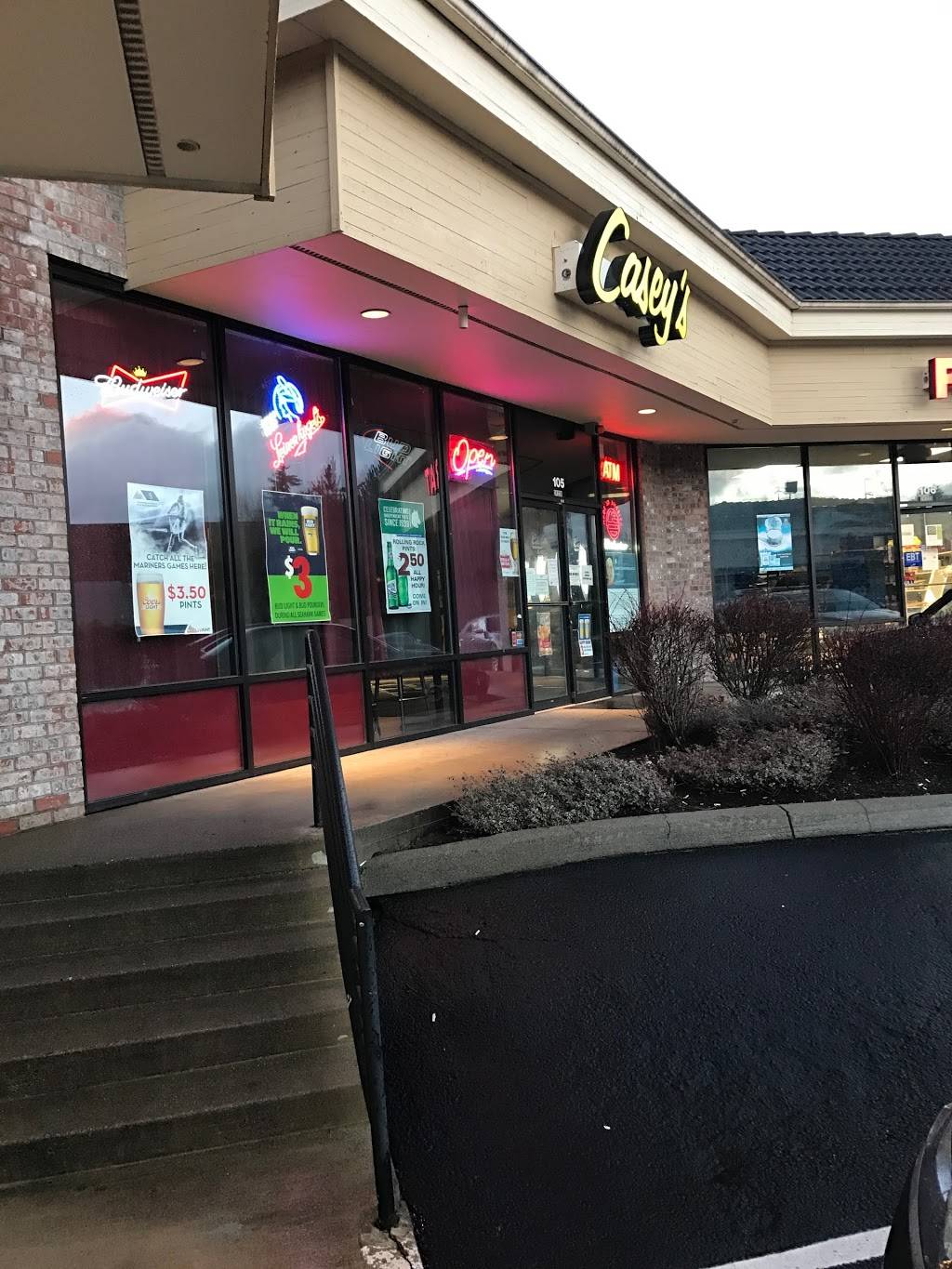 Caseys Grill and Sports Bar | restaurant | 24228 104th Ave SE #105, Kent, WA 98030, USA | 2532364137 OR +1 253-236-4137