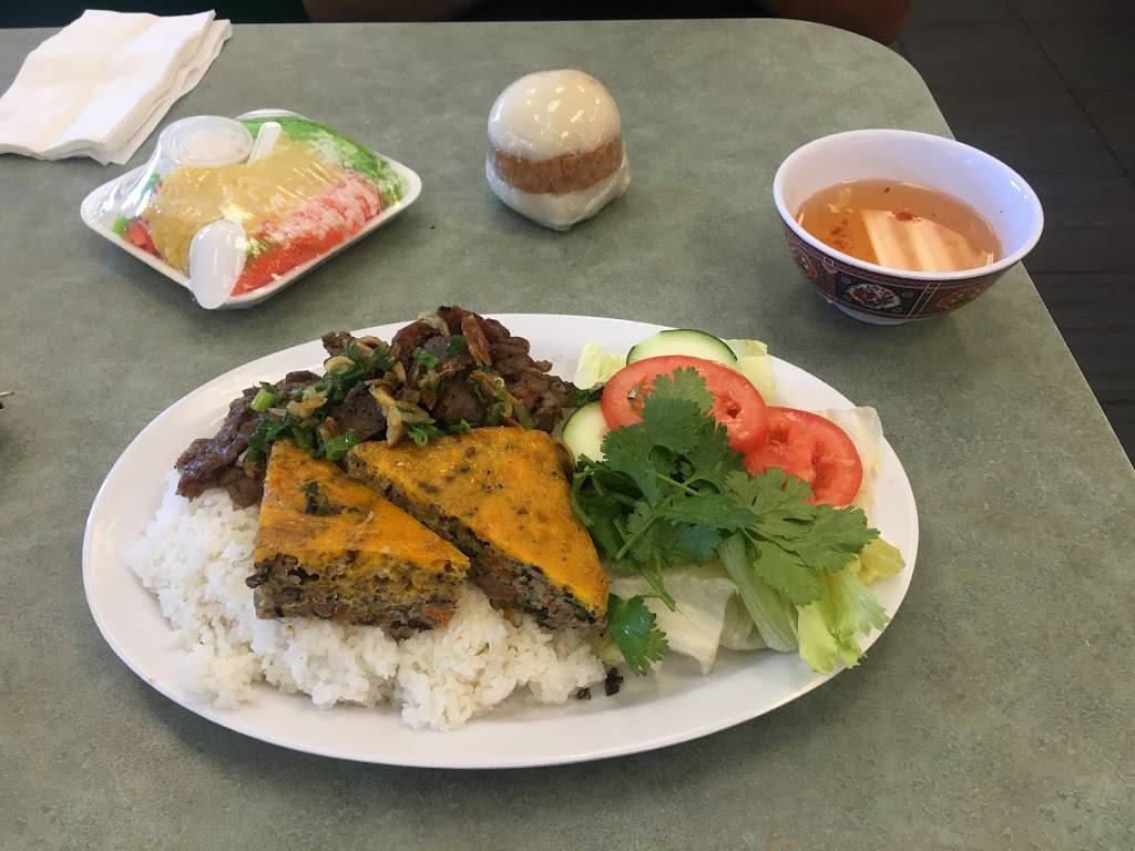 Cam Huong Restaurant | restaurant | 702 International Blvd a, Oakland, CA 94606, USA | 5104442500 OR +1 510-444-2500