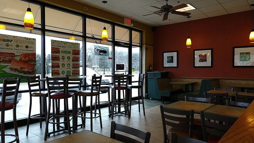 Subway Restaurants | restaurant | 644 North Sheridan Rd, Winthrop Harbor, IL 60096, USA | 2248143673 OR +1 224-814-3673
