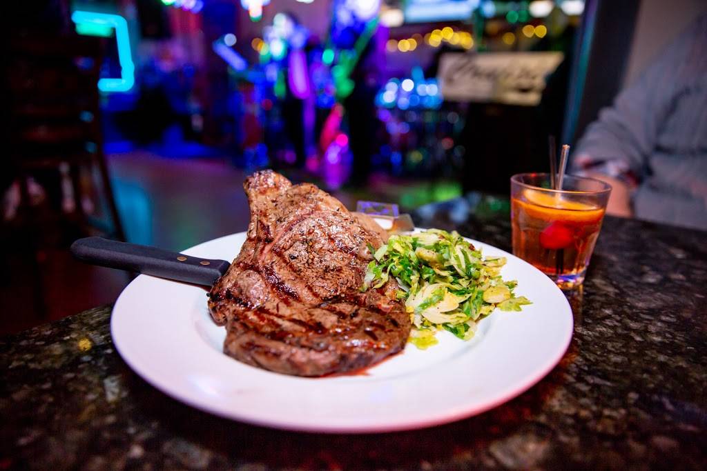 Redhawk Grille | restaurant | 9703, 7481 Auburn Rd, Painesville, OH 44077, USA | 4403544040 OR +1 440-354-4040