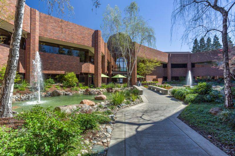 Point West Cafe | restaurant | 1610 Arden Way # 155, Sacramento, CA 95815, USA | 9166491928 OR +1 916-649-1928