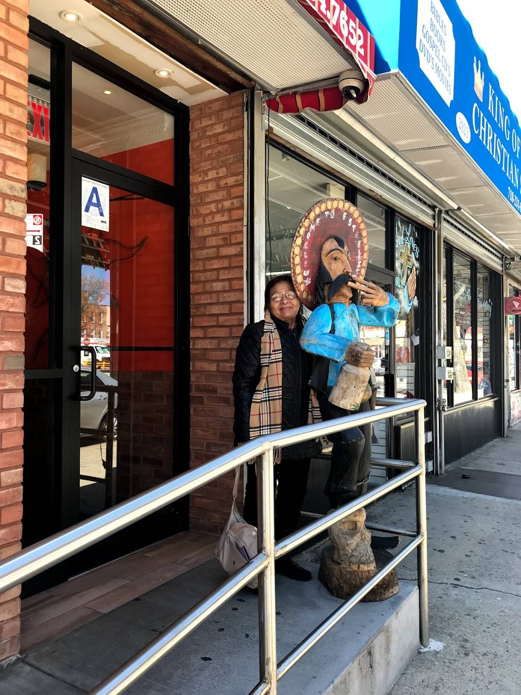 Estrellita Poblana II | restaurant | 2819 White Plains Rd, Bronx, NY 10467, USA | 7186547652 OR +1 718-654-7652