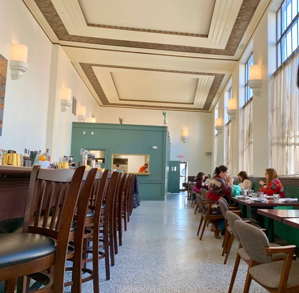 Branch | restaurant | 1535 Madison Rd, Walnut Hills, OH 45206, USA | 5132212702 OR +1 513-221-2702