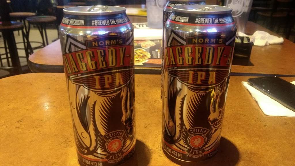 Which Wich Superior Sandwiches | restaurant | 1893 E Big Beaver Rd, Troy, MI 48083, USA | 2488172610 OR +1 248-817-2610