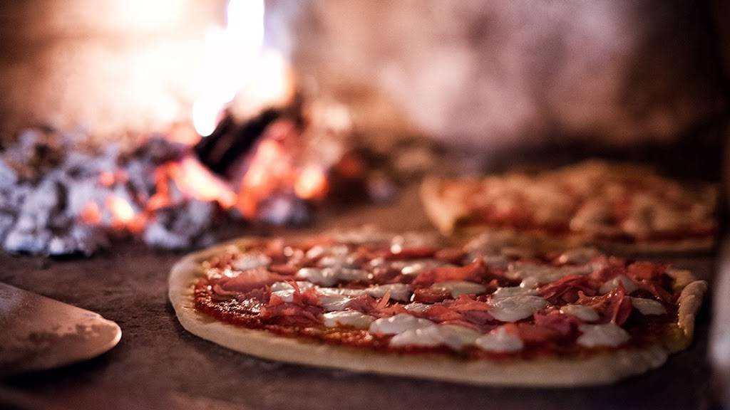 Pizza By Alberto | restaurant | 2736 S Queen St, York, PA 17403, USA | 7177413854 OR +1 717-741-3854