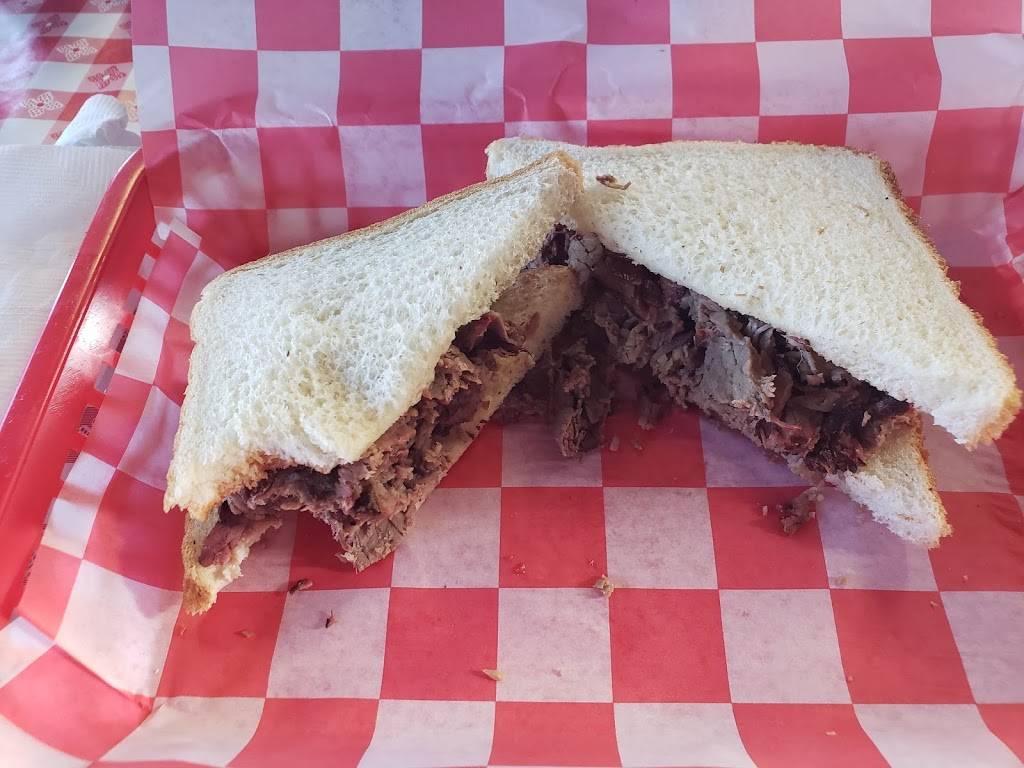 We B Smokin | restaurant | 32580 Airport Rd, Paola, KS 66071, USA | 9132566802 OR +1 913-256-6802