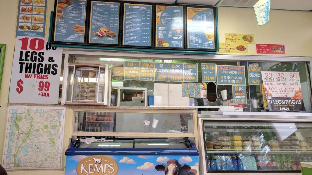 Sharks Fish & Chicken On 76 Street | restaurant | 5653 N 76th St, Milwaukee, WI 53218, USA | 4144661455 OR +1 414-466-1455