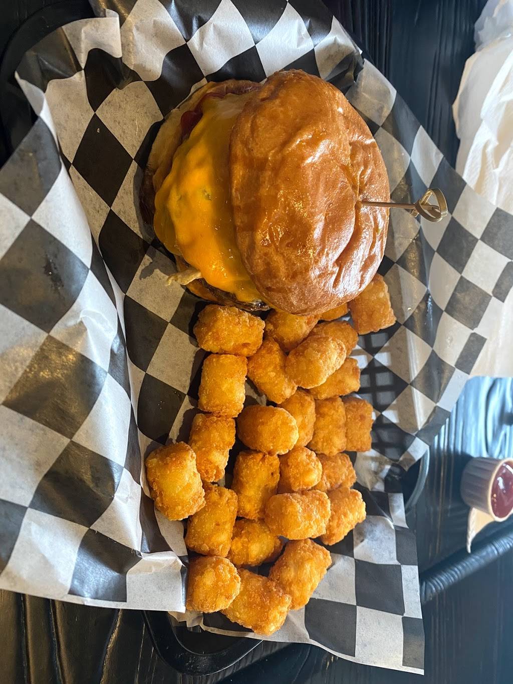 The Burger Shack | restaurant | 6468 Landsdowne Centre Dr, Alexandria, VA 22315, USA | 7033477555 OR +1 703-347-7555