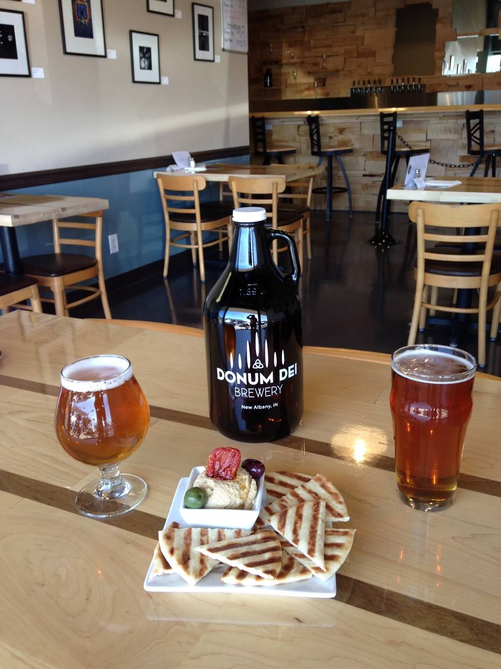 Donum Dei Brewery | restaurant | 3211 Grant Line Rd #3, New Albany, IN 47150, USA | 8125902478 OR +1 812-590-2478