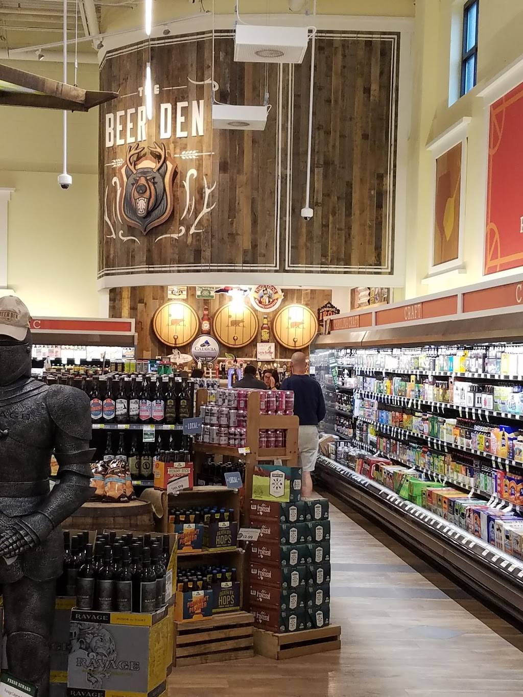 Lowes Foods on North Center Street | bakery | 3010 N Center St, Hickory, NC 28601, USA | 8283222888 OR +1 828-322-2888