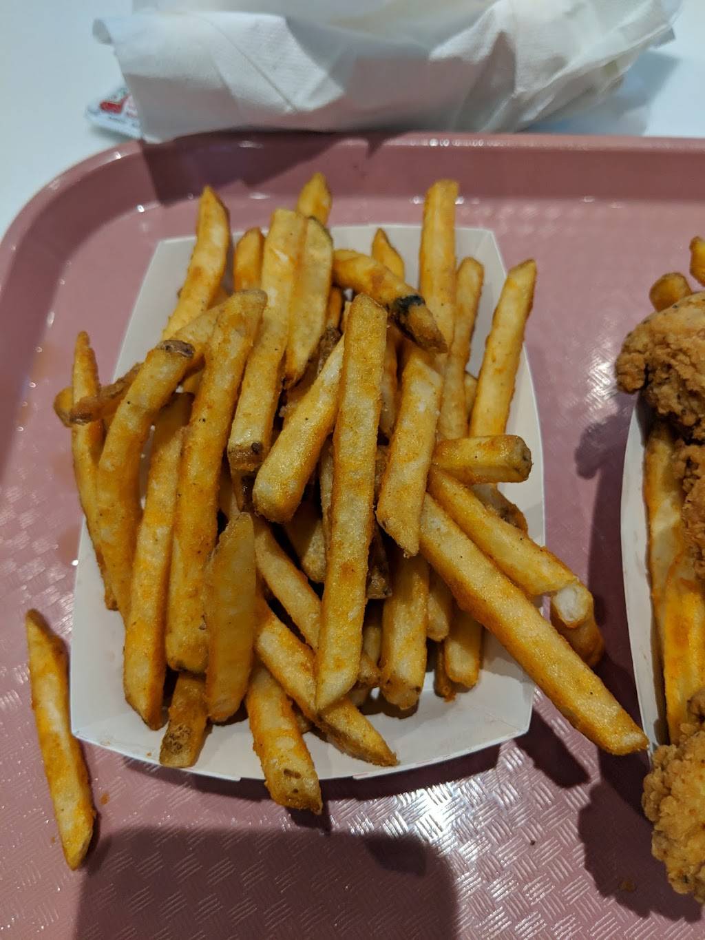 Pinks Hot Dogs | restaurant | 324 Mall Blvd, King of Prussia, PA 19406, USA | 4848628127 OR +1 484-862-8127