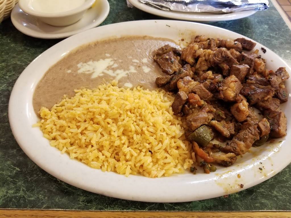 Los Rodeos Mexican Restaurant | restaurant | 595 Main St, Philadelphia, MS 39350, USA | 6016567403 OR +1 601-656-7403