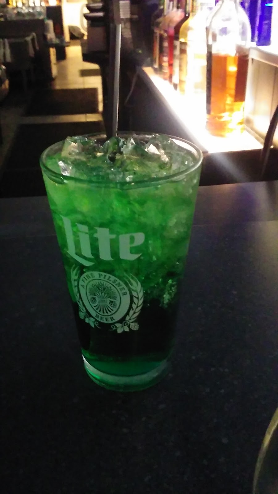 Zachs Bar & Grill | restaurant | 126 4th St, Baraboo, WI 53913, USA | 6083569224 OR +1 608-356-9224