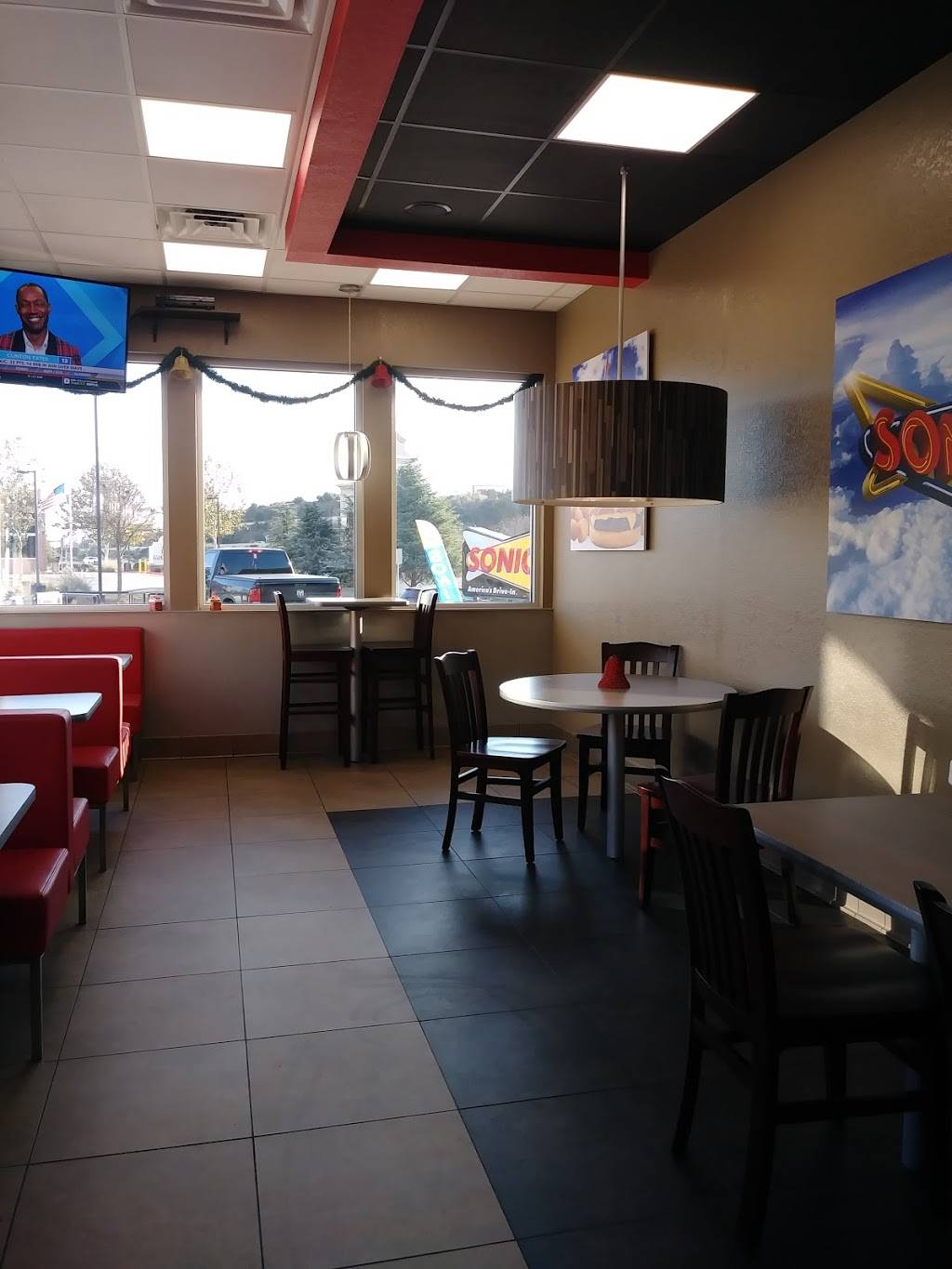 Sonic Drive-In | restaurant | 18419 Rim Dr, San Antonio, TX 78257, USA | 2102678459 OR +1 210-267-8459