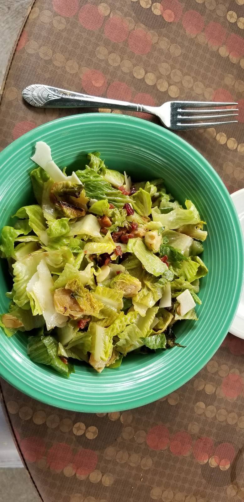 Saras Place By Gavis Restaurant | night club | 1501 Chagrin River Rd, Gates Mills, OH 44040, USA | 4404231000 OR +1 440-423-1000