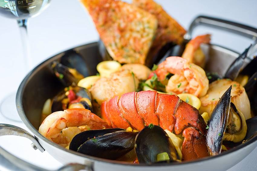 21 Oceanfront | restaurant | 2100 W Oceanfront, Newport Beach, CA 92663, USA | 9496732100 OR +1 949-673-2100