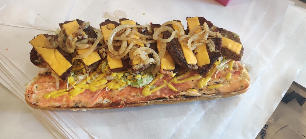 A Touch of New Orleans Po-boys | restaurant | 1048 Scotsdale Dr, Harvey, LA 70058, USA | 5046102744 OR +1 504-610-2744