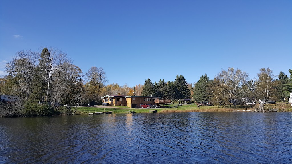 The Rustic Lodge | restaurant | N5354 Lake Winter Rd S, Winter, WI 54896, USA | 7152662171 OR +1 715-266-2171