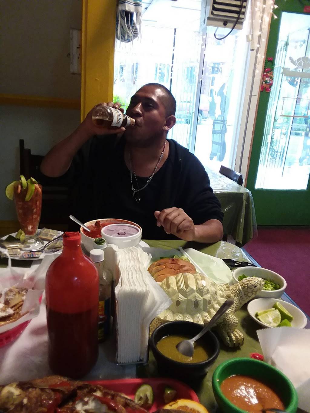 La Tortuguita Dorada | restaurant | 134 US-30 BUS, Coatesville, PA 19320, USA | 6103835318 OR +1 610-383-5318