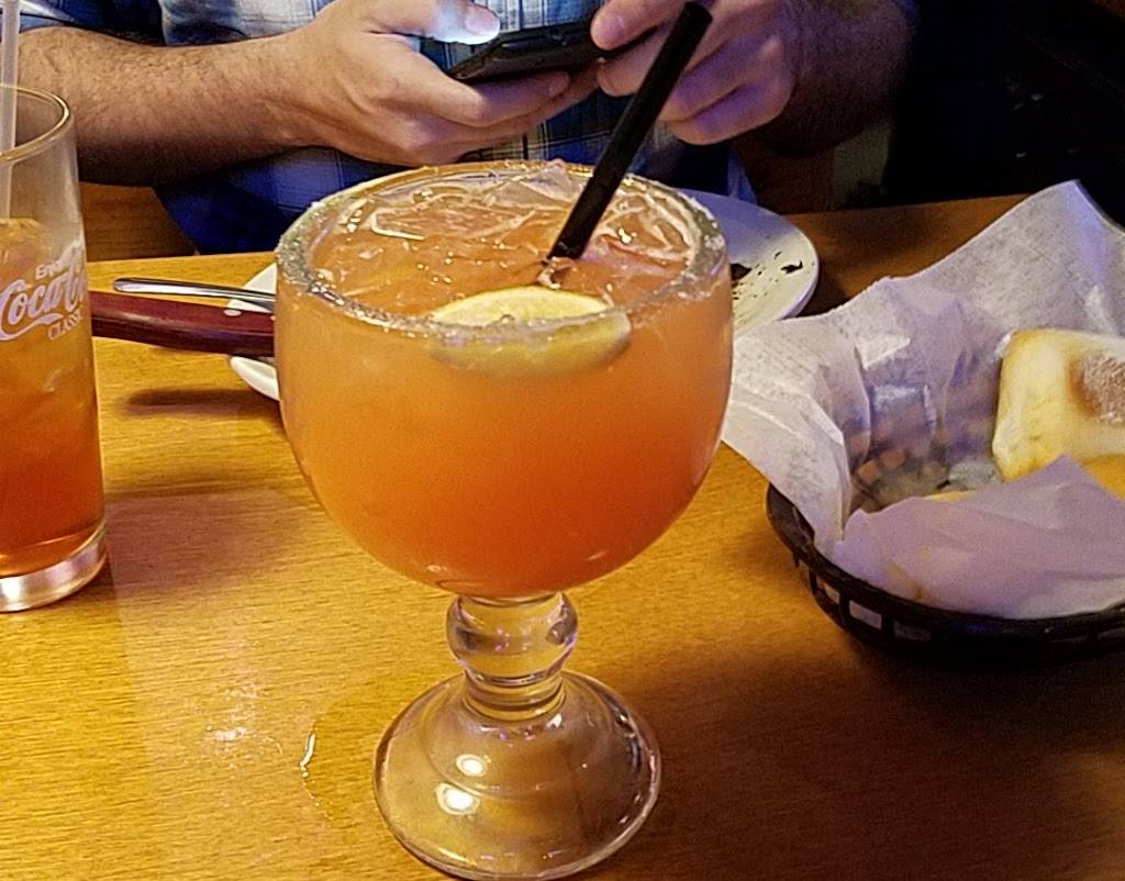 Texas Roadhouse | restaurant | 968 W E Irvington Rd, Tucson, AZ 85714, USA | 5208893864 OR +1 520-889-3864