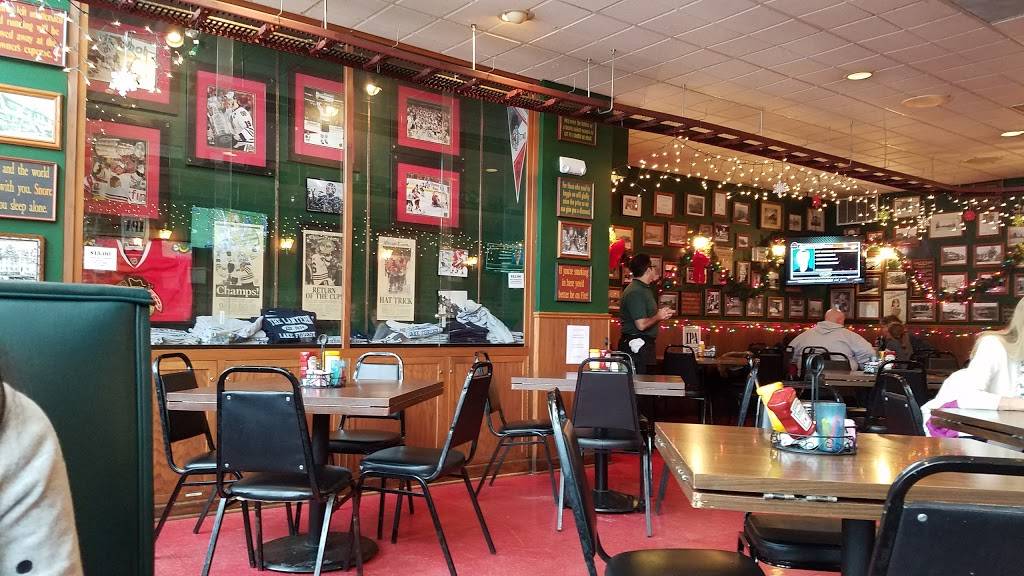 The Lantern Of Lake Forest | restaurant | 768 N Western Ave, Lake Forest, IL 60045, USA | 8472349844 OR +1 847-234-9844