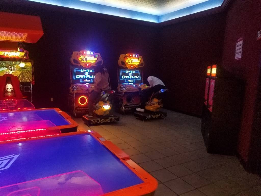 Cinemark 18 | meal takeaway | 880 N Military Hwy, Norfolk, VA 23502, USA | 7574619197 OR +1 757-461-9197