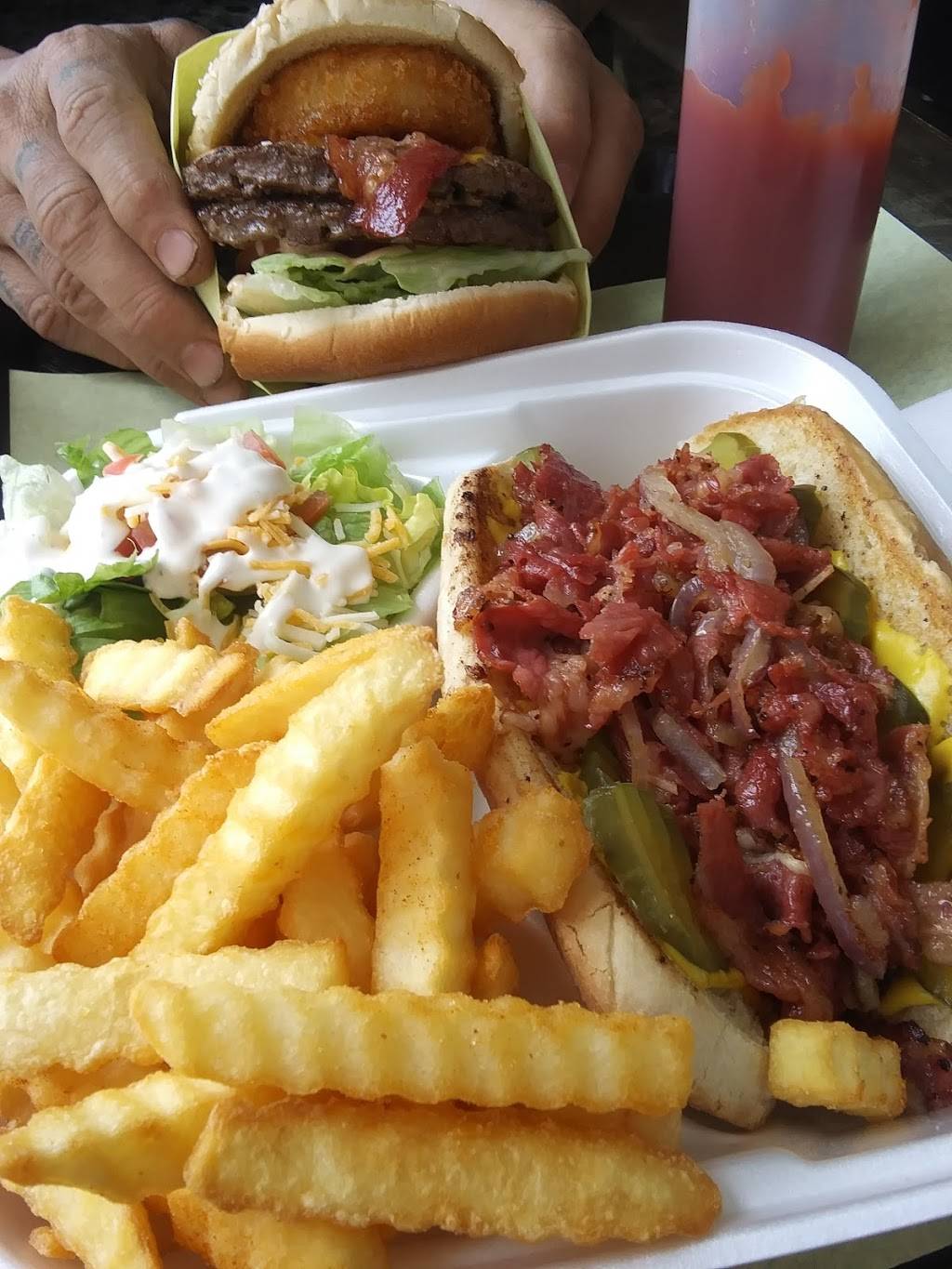 Bobs Drive In | restaurant | 125 W Hermosa St, Lindsay, CA 93247, USA | 5595623330 OR +1 559-562-3330