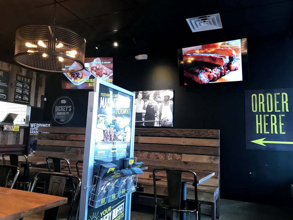Dickeys Barbecue Pit | restaurant | 23048 FL-54, Lutz, FL 33549, USA | 8134065259 OR +1 813-406-5259