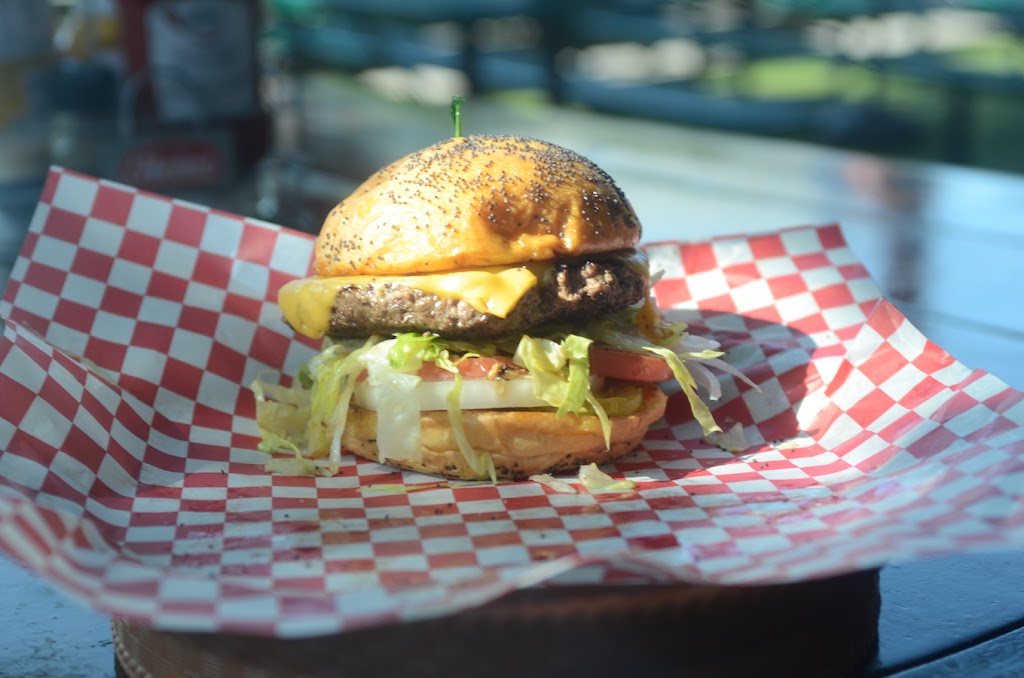 Chips Old Fashioned Hamburgers | restaurant | 1605 N Beckley Ave, Dallas, TX 75203, USA | 2144341084 OR +1 214-434-1084